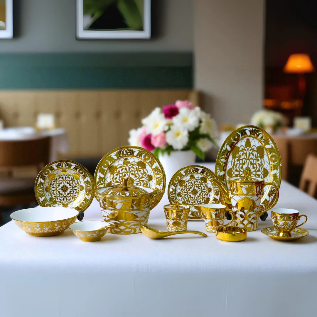 72 pcs Electrogold Fine Bone China Dinner Set