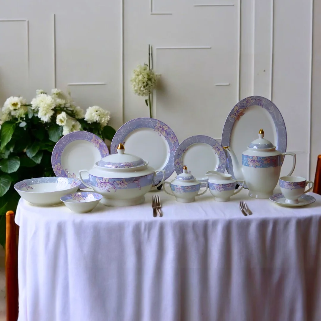 Floral Patterns 61-Pcs Dinner Set Fine Bone China